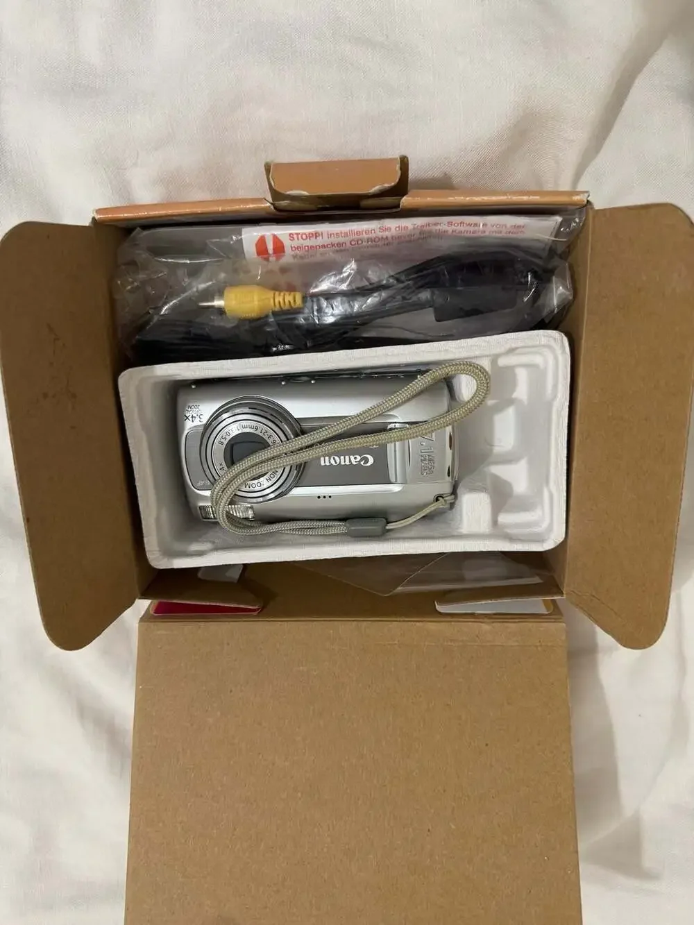 Canon PowerShot A470 7.1MP Digital Camera - Silver (Boxed)